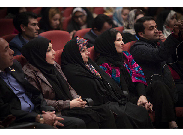 نمایشگاه آثار سی پال افتتاح شد نمایشگاه آثار سی پال افتتاح شد