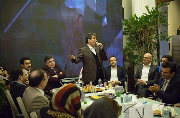 همنشینی های کافه درسا همنشینی های کافه درسا