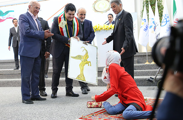 هشتمین دوره جشنواره ملی تجلیل از تلاشگران کشور هشتمین دوره جشنواره ملی تجلیل از تلاشگران کشور