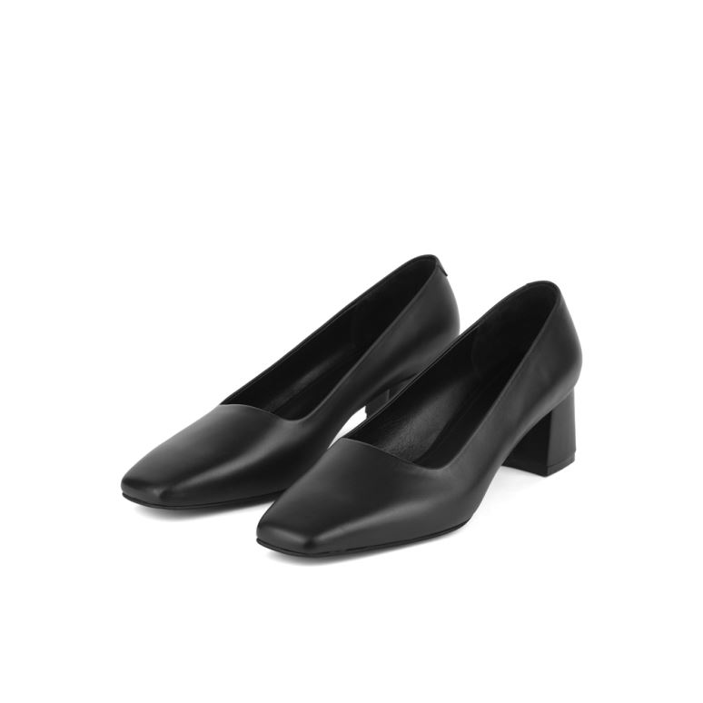 پامپ پاشنه کوتاه زنانه