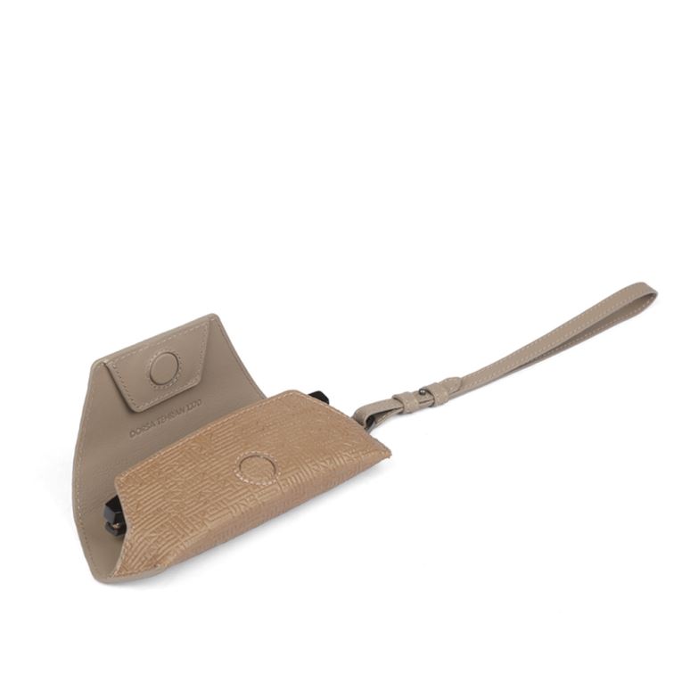 چارم جای عینک