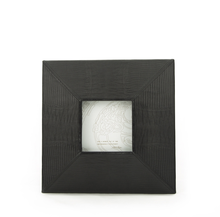 قاب عکس کونیک 32*32