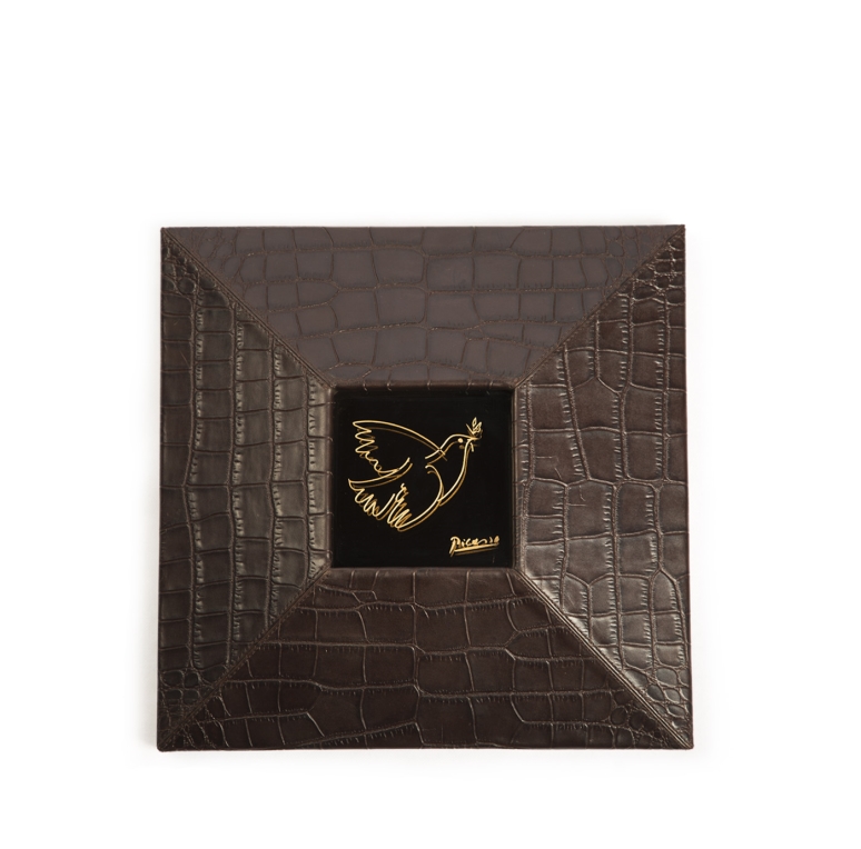 قاب با طرح پیکاسو